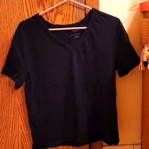 V neck tee